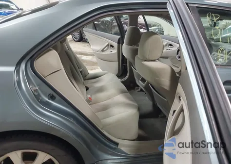 2010 Toyota Camry Le z USA, uszkodzony, nr VIN 4T1BF3EK1AU535380